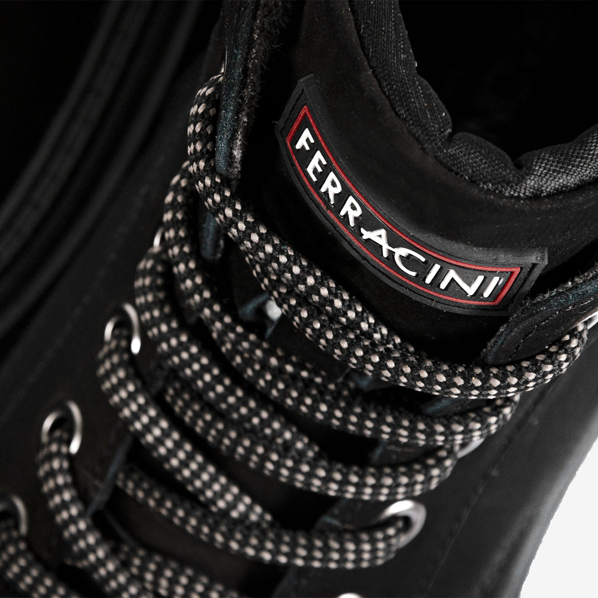 Bota Ferracini Masculina Preta Aston